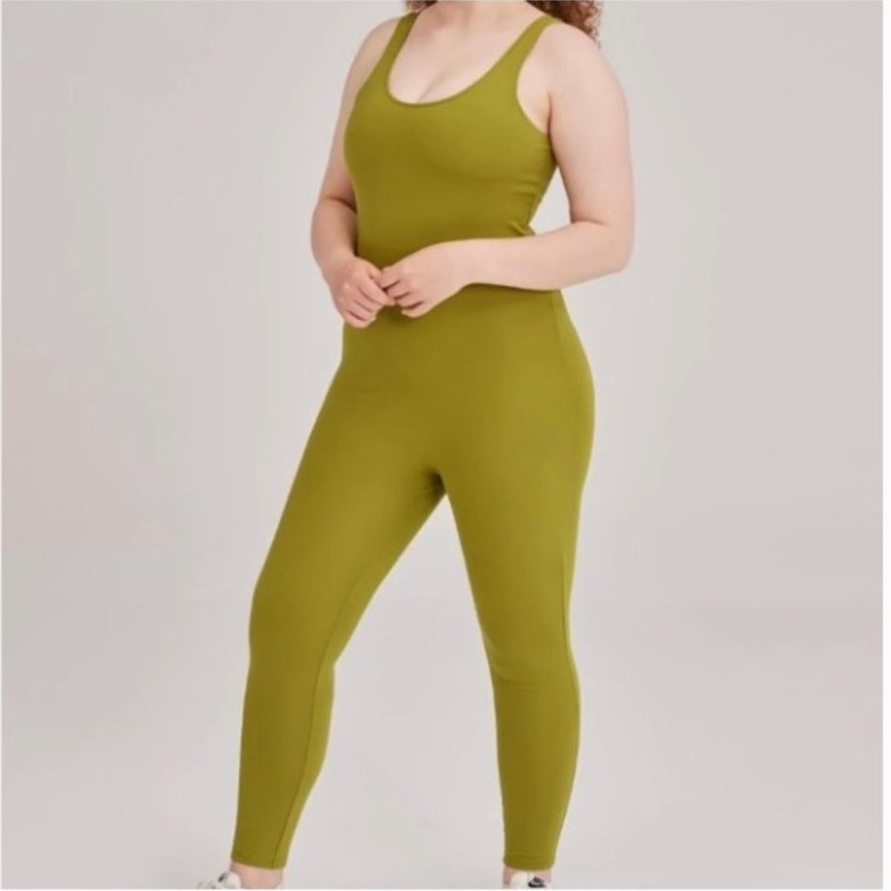 Girlfriend Collective Scoop Unitard in Ivy Size Medium